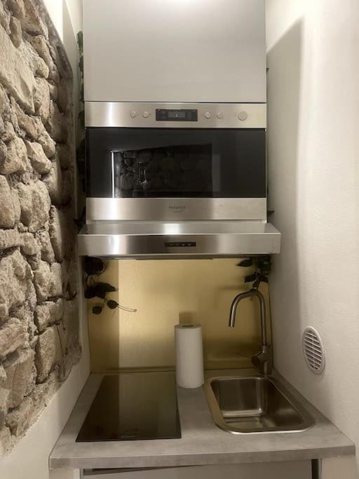 The Love Basement Apartment Roma Exterior foto