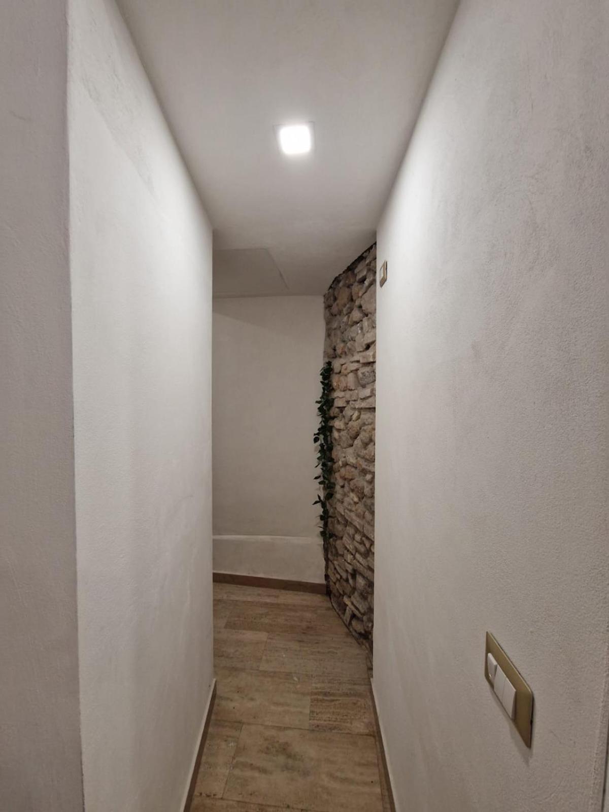 The Love Basement Apartment Roma Exterior foto